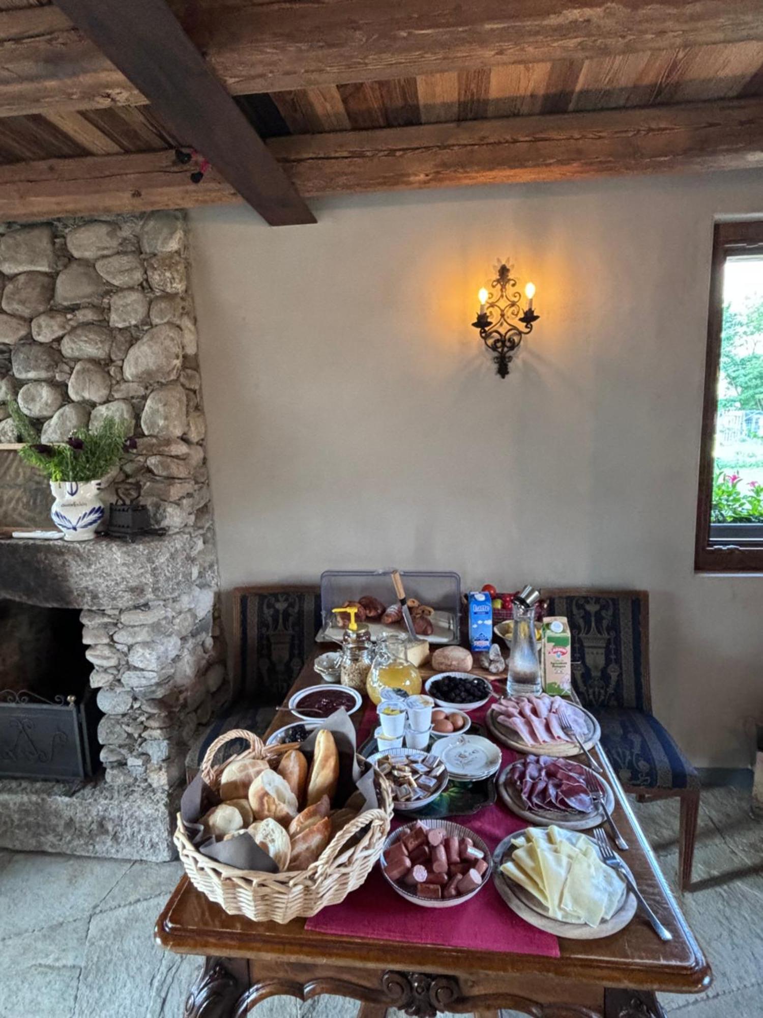 Chalet Valchiavenna San Cassiano  Eksteriør bilde